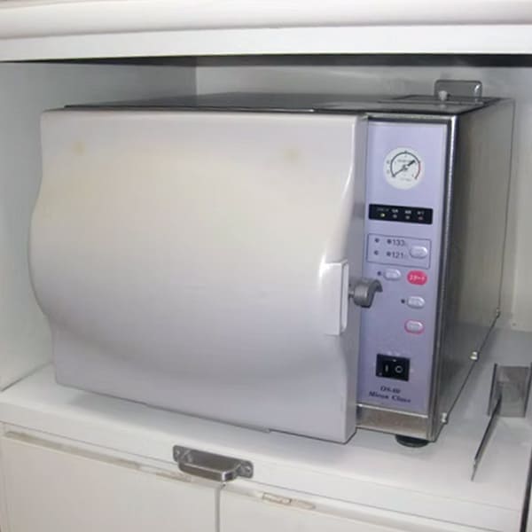 滅菌機（オートクレーブ）