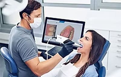 デジタル印象（口腔内スキャン）